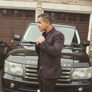 Meet your Posher, Troy